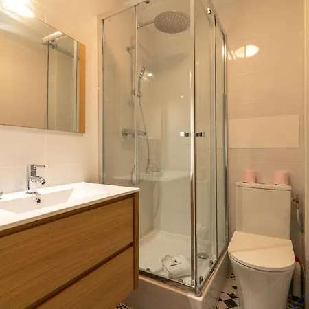 Apartment Beautiful Studio Close To Nice's Train Station